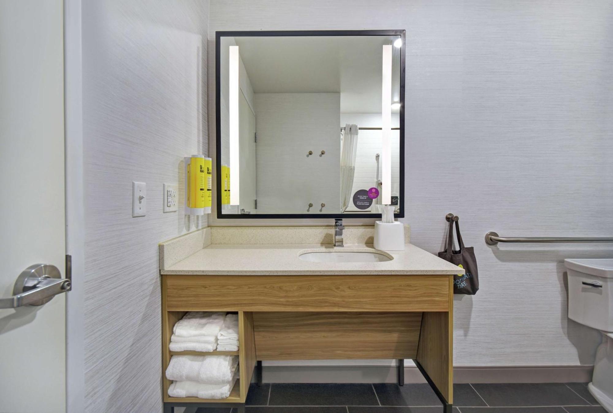 Hotel Tru By Hilton Grand Rapids Airport Kentwood Zewnętrze zdjęcie